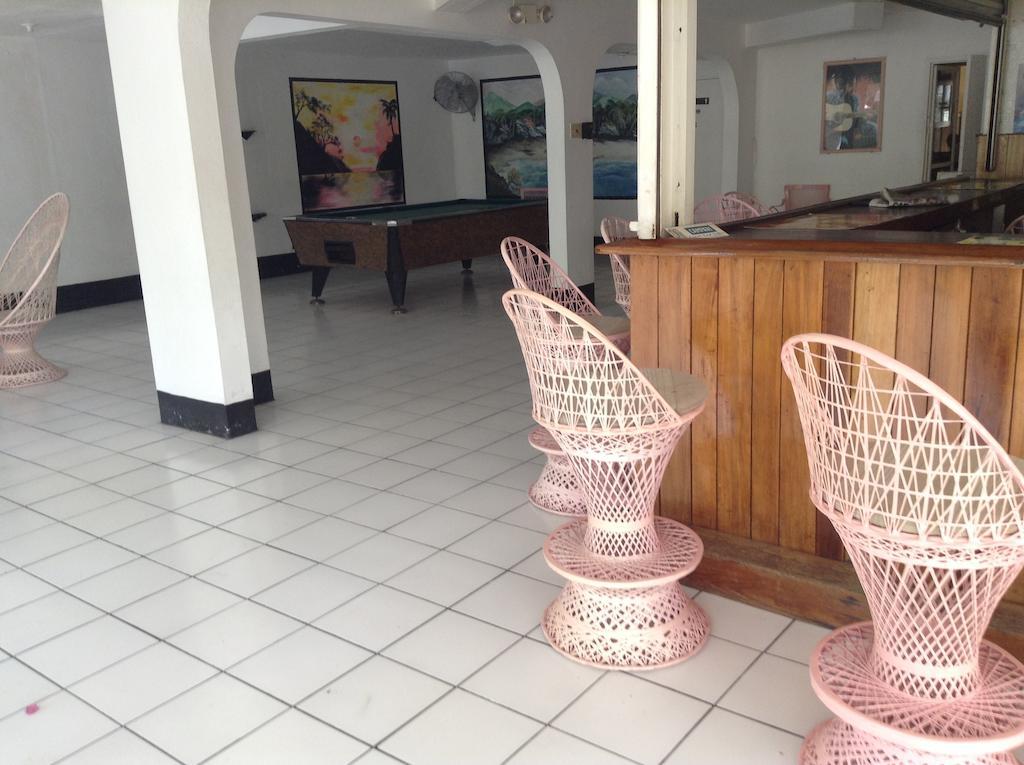 Marine View Hotel Ocho Rios Zewnętrze zdjęcie