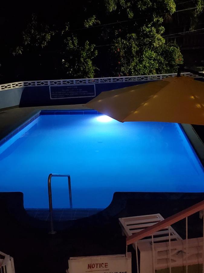 Marine View Hotel Ocho Rios Zewnętrze zdjęcie